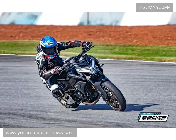 摩托GP赛季精彩再现 赛道之王争夺战激烈升级