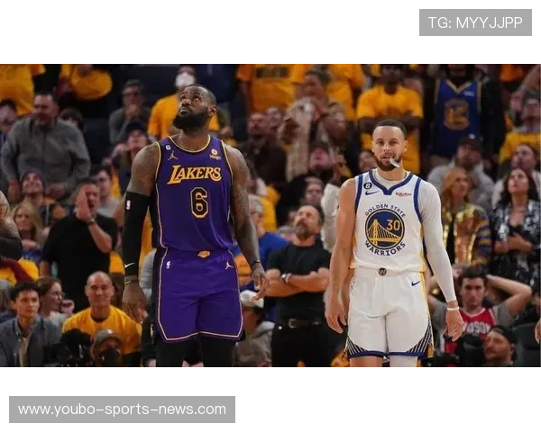 湖人迎战勇士关键战役 詹姆斯与库里对决成焦点